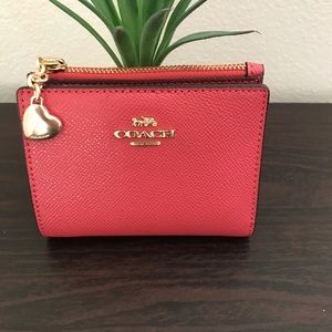 Coach Snap Card Case Wallet In Poppy